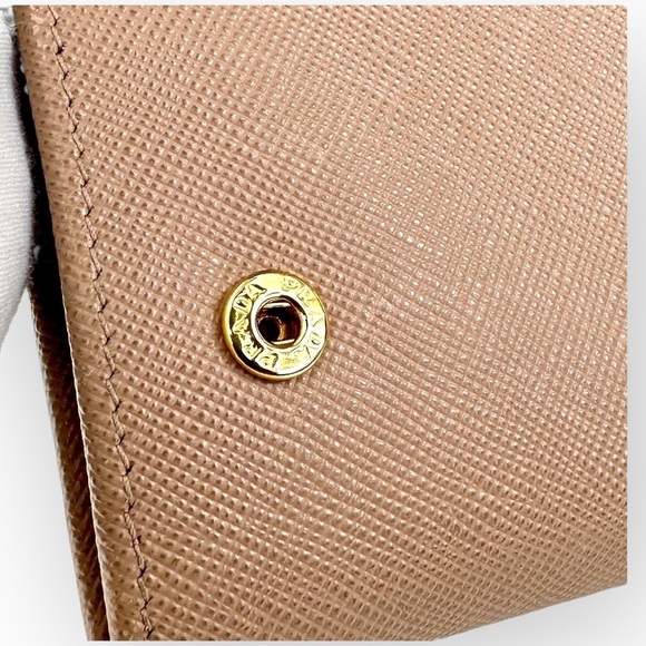 Prada Saffiano Fiocco Bow Wallet in Cammeo Nude | Authentic with added Chain - Picture 10 of 16